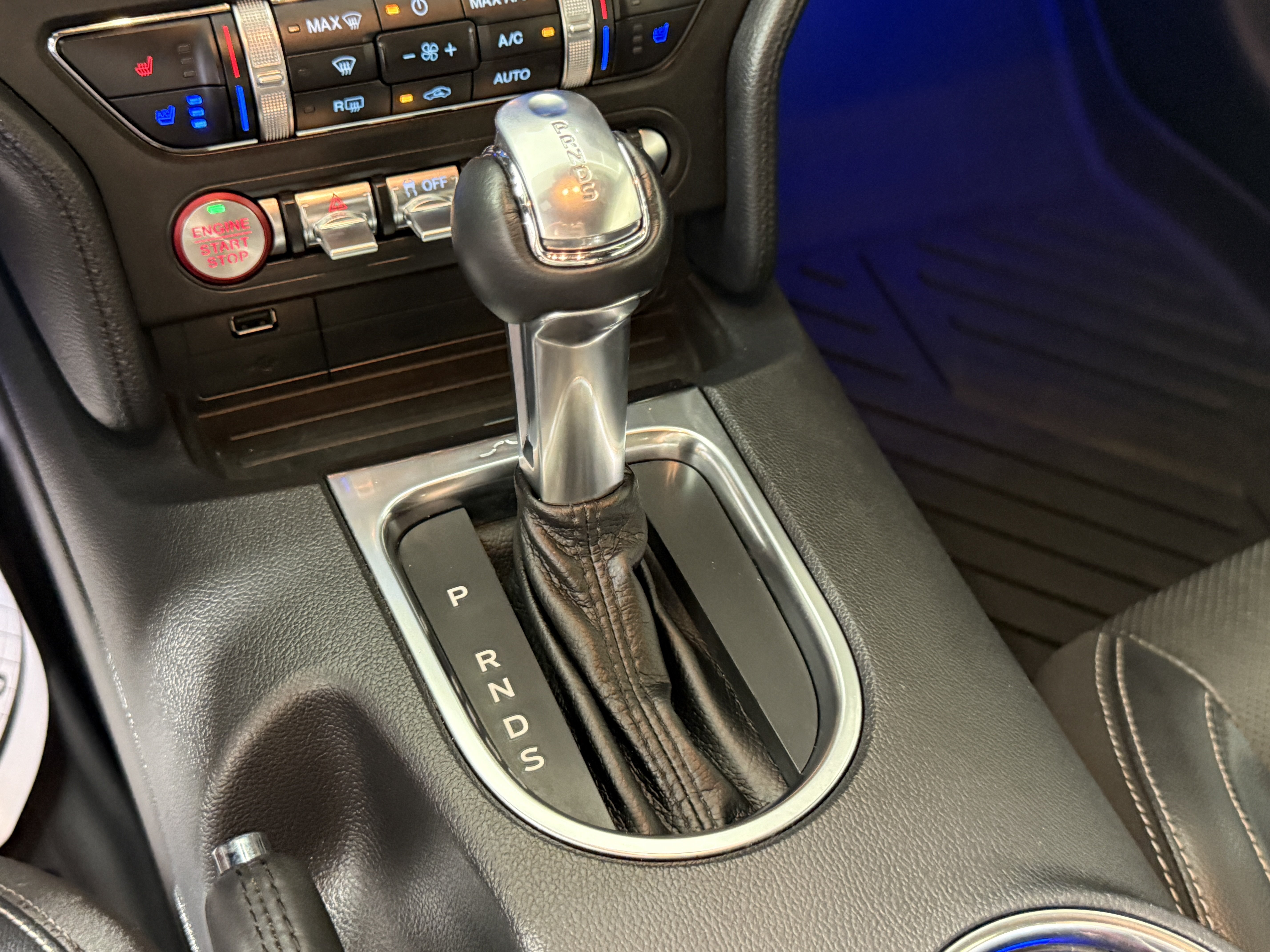 Certified 2021 Ford Mustang GT Premium w/ Black Accent Package RWD image 23
