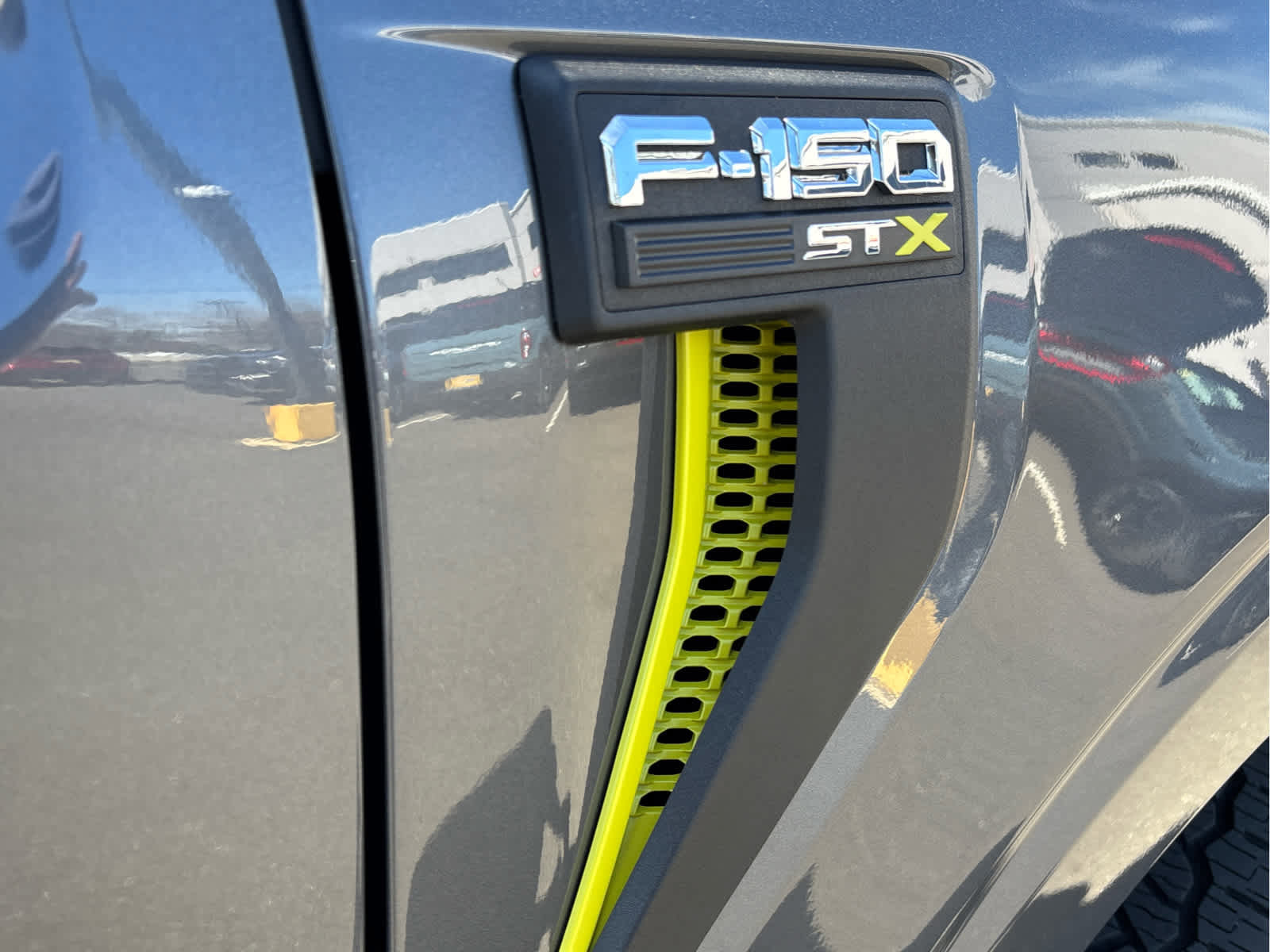 Certified 2025 Ford F150 STX image 32