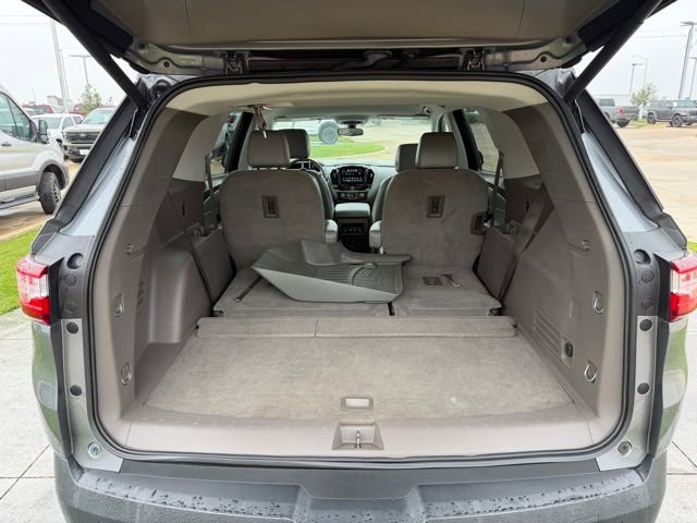 Used 2019 Chevrolet Traverse LT image 7