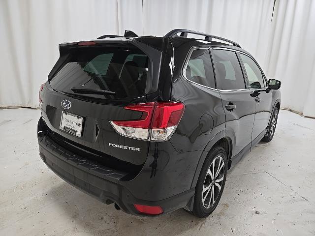 Used 2023 Subaru Forester Limited image 2