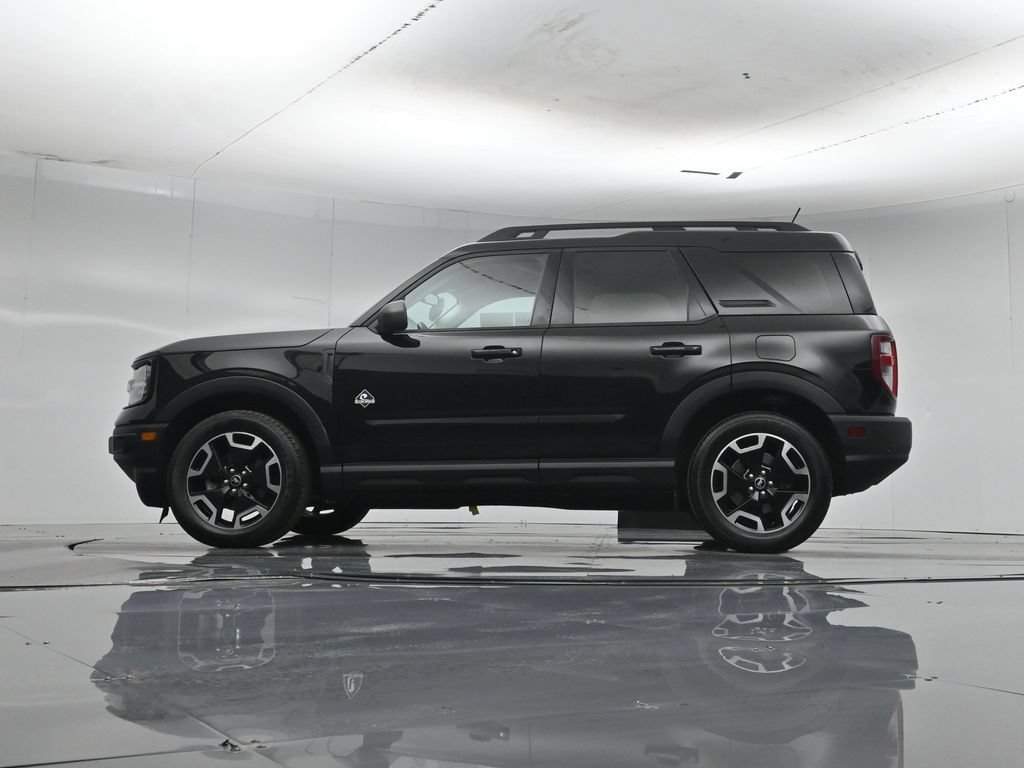 Certified 2023 Ford Bronco Sport Outer Banks AWD/4WD image 8