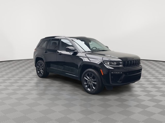 Used 2026 Jeep Grand Cherokee Limited AWD/4WD image 37