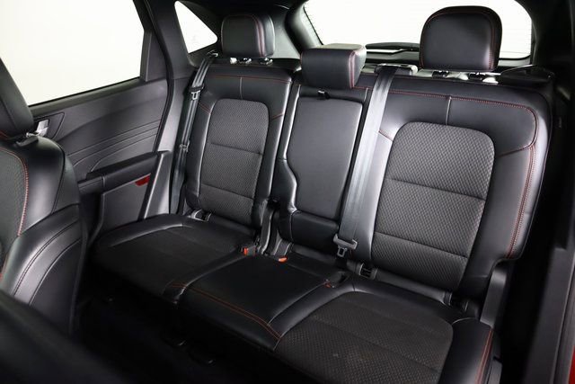 Certified 2023 Ford Escape ST-Line Elite AWD/4WD image 30