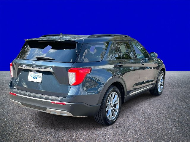 Certified 2024 Ford Explorer XLT w/ Equipment Group 202A RWD image 3