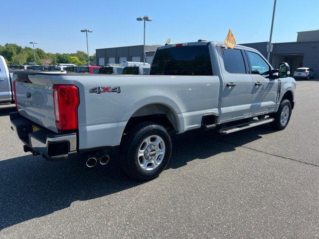 Certified 2025 Ford F250 XLT AWD/4WD image 7
