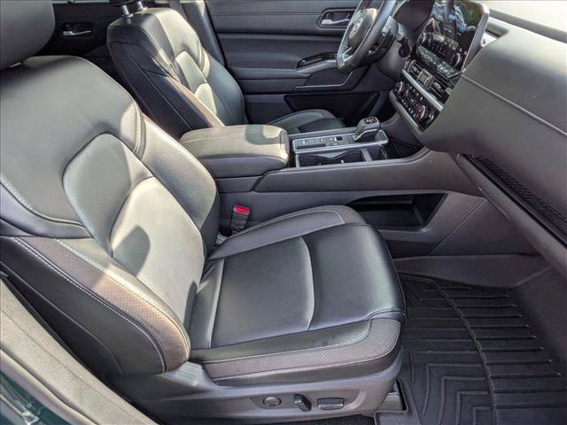 Used 2024 Nissan Pathfinder SL w/ SL Premium Package FWD image 20