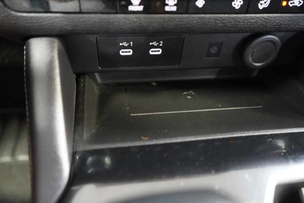 Used 2025 Mitsubishi Outlander SE FWD image 39