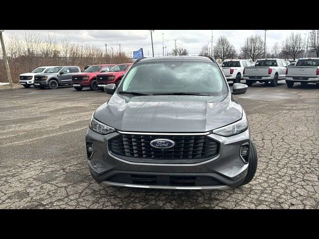 Certified 2023 Ford Escape Platinum AWD/4WD image 30