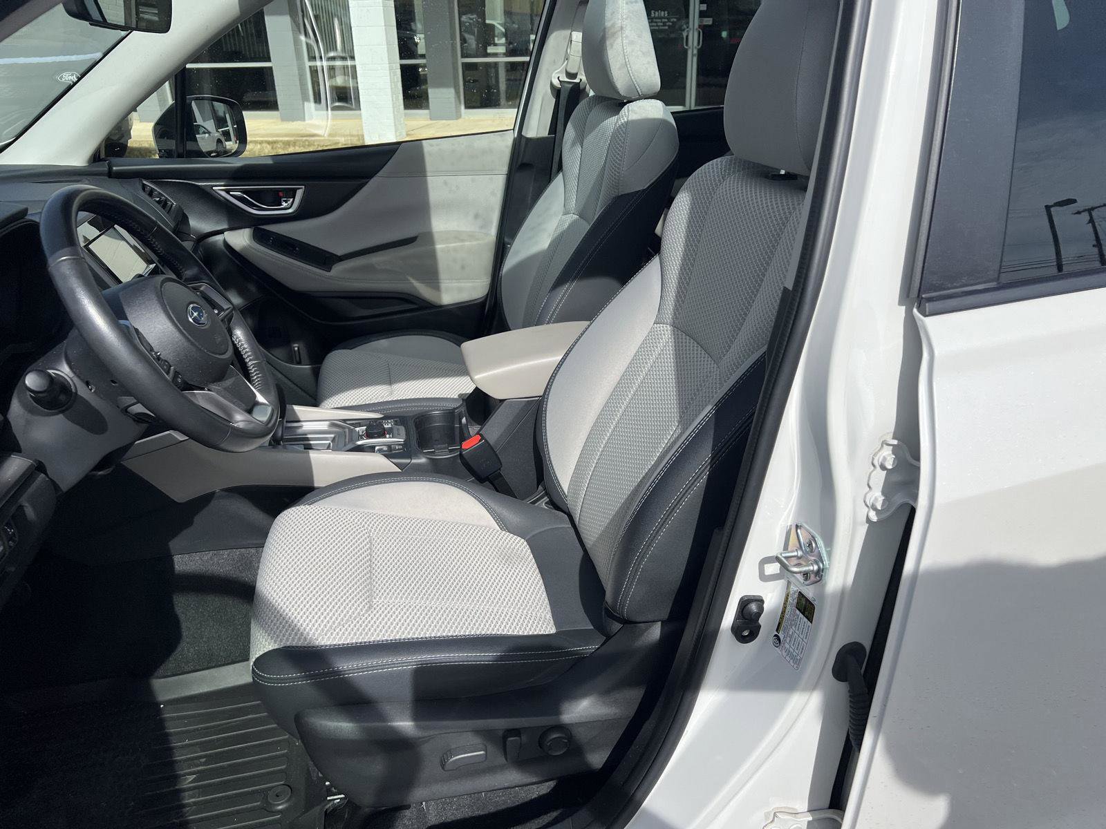 Used 2023 Subaru Forester Premium image 10