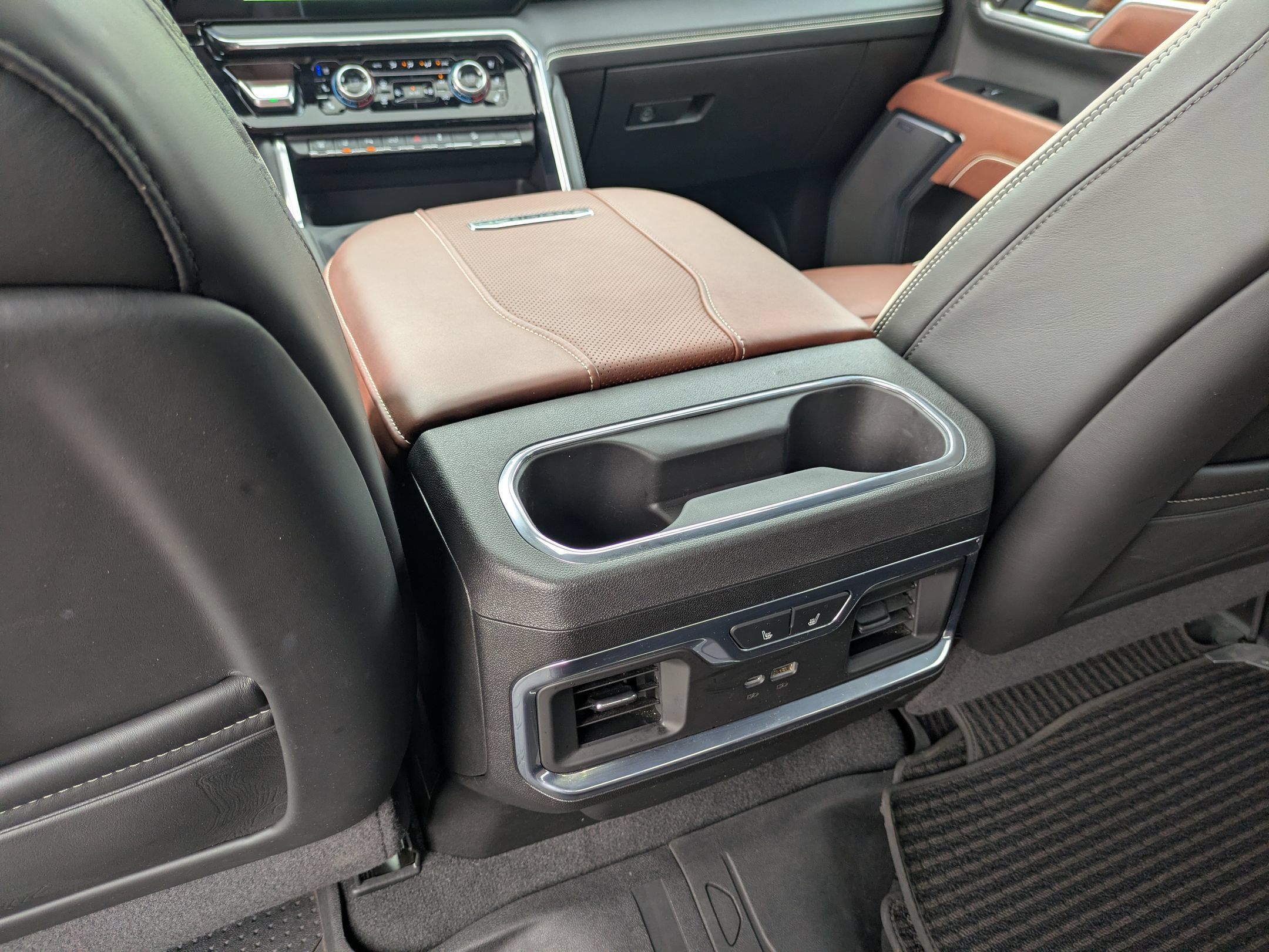 Used 2025 GMC Sierra 2500 Denali Ultimate AWD/4WD image 31