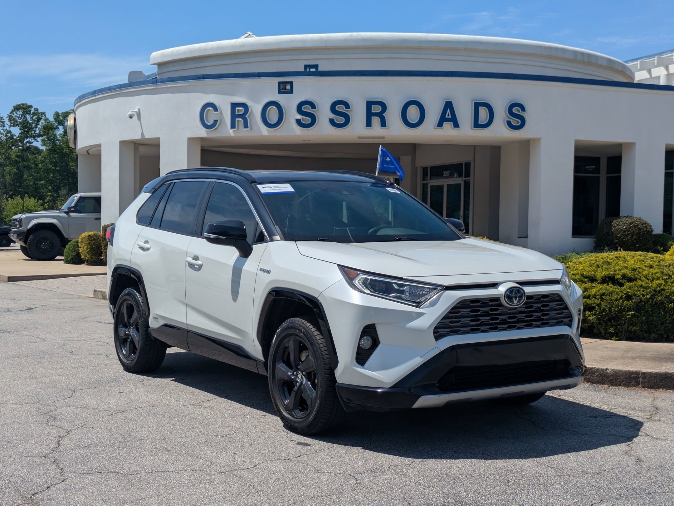 Used 2020 Toyota RAV4 XSE w/ XSE Grade Weather Package AWD/4WD image 1