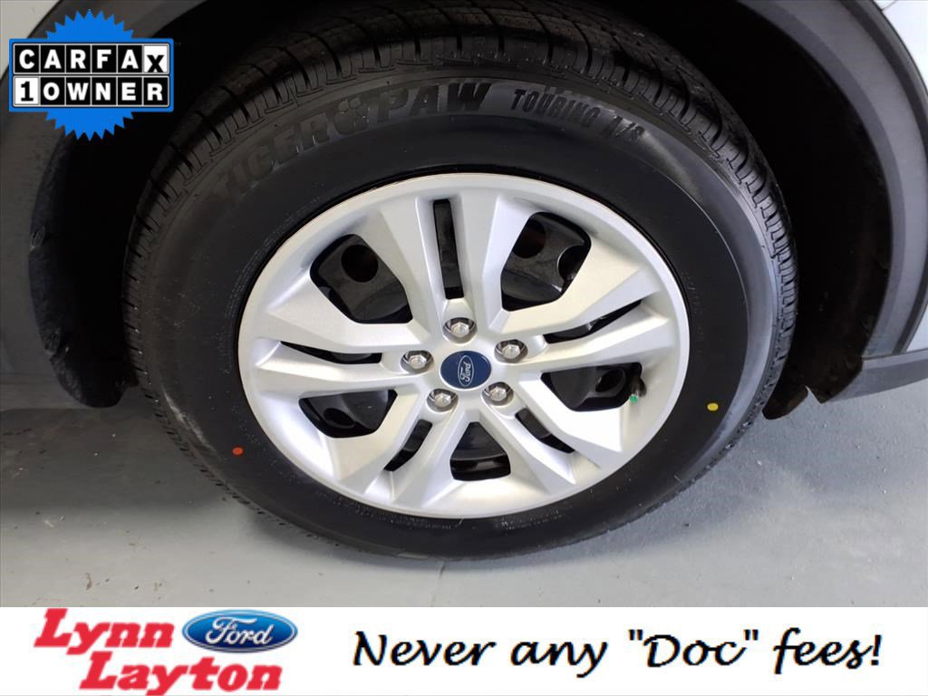 Certified 2023 Ford Escape Base image 9