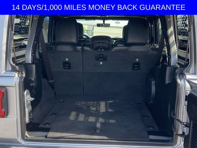 Used 2021 Jeep Wrangler Unlimited Sahara AWD/4WD image 8