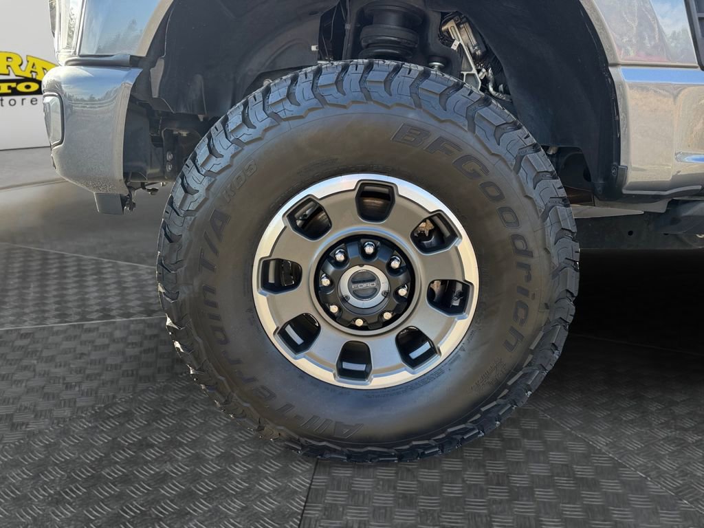 Certified 2023 Ford F350 Platinum w/ Tremor Off-Road Package image 19