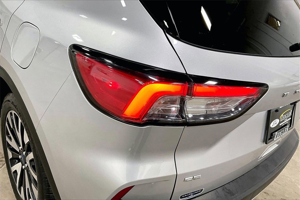 Certified 2020 Ford Escape SE Sport image 29