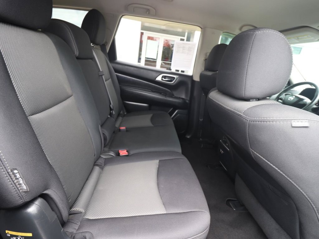 Used 2019 Nissan Pathfinder SV FWD image 23