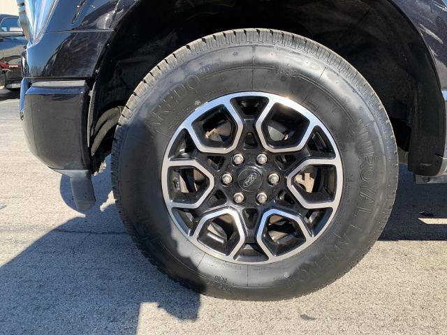 Certified 2022 Ford F150 XLT w/ Equipment Group 302A High image 30