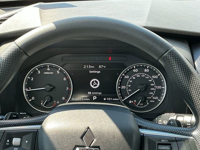 Used 2022 Mitsubishi Outlander ES AWD/4WD image 14