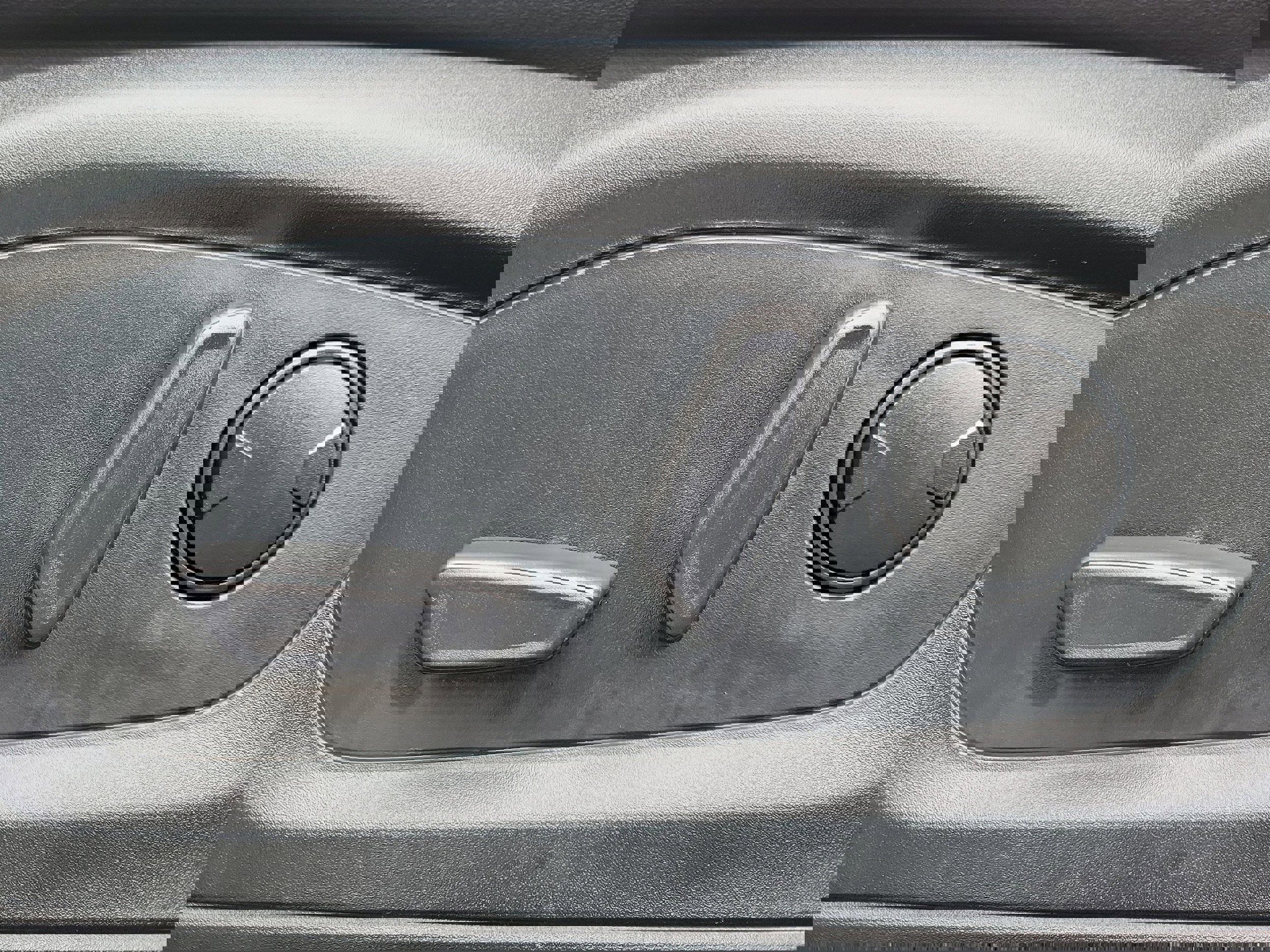 Certified 2023 Ford Explorer XLT w/ Equipment Group 202A image 21