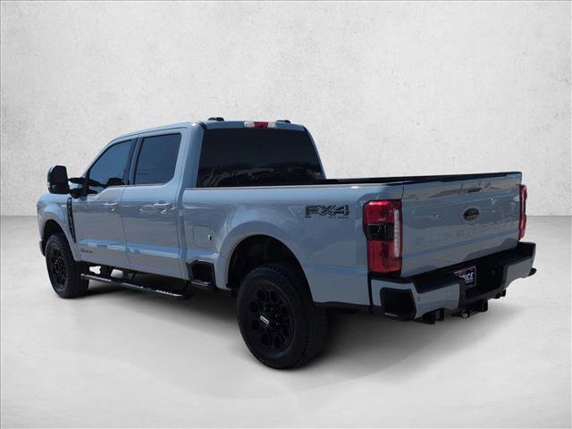 Certified 2025 Ford F250 Lariat w/ Black Appearance Package image 5