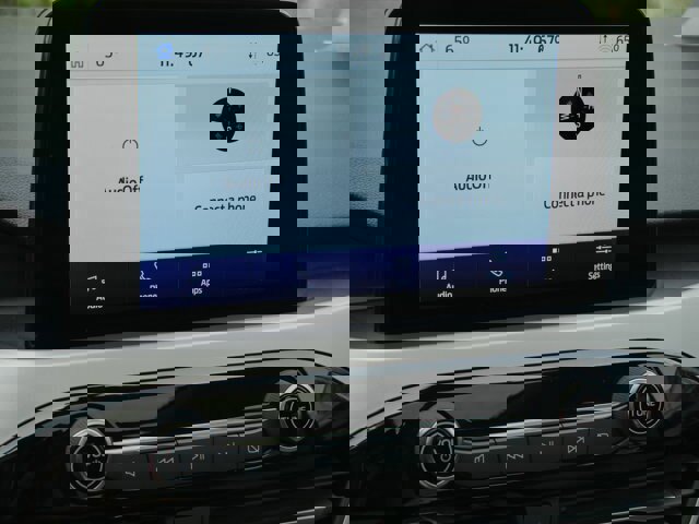 Certified 2022 Ford Escape SE w/ SE Sport Appearance Package image 11