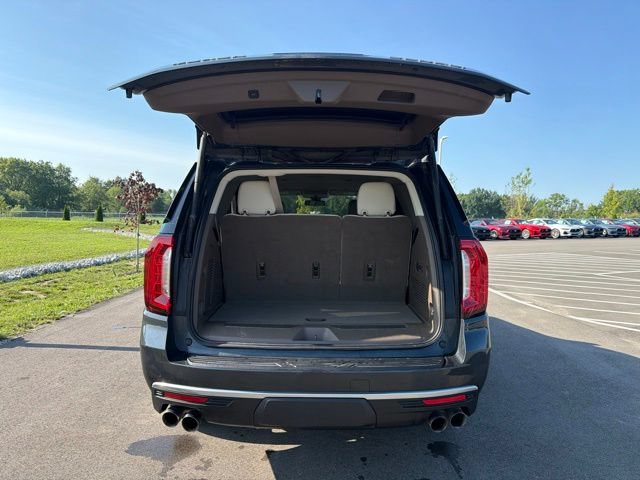 Used 2022 GMC Yukon Denali AWD/4WD image 11