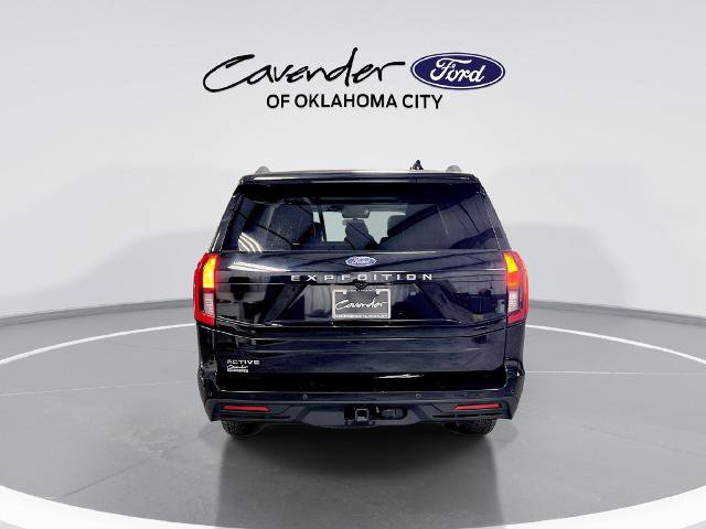 Certified 2025 Ford Expedition Active AWD/4WD image 7
