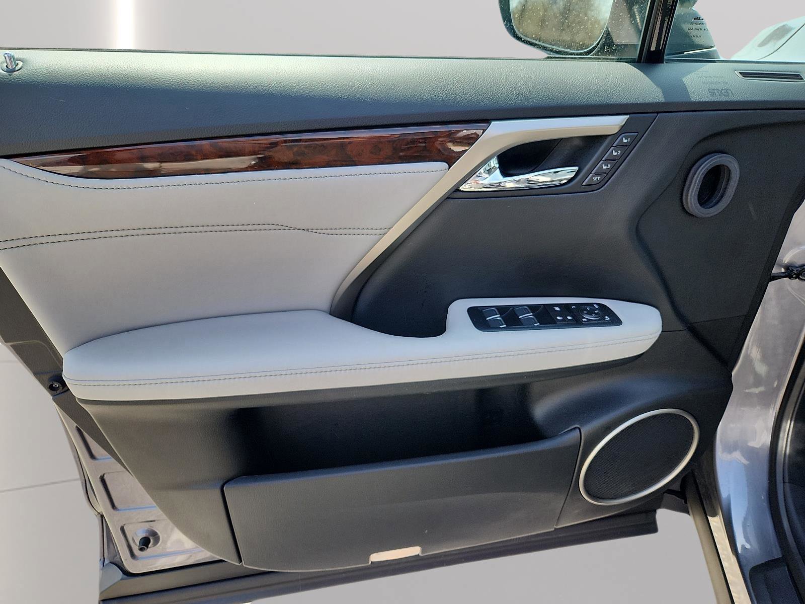 Used 2017 Lexus RX 350 AWD w/ Premium Package image 12