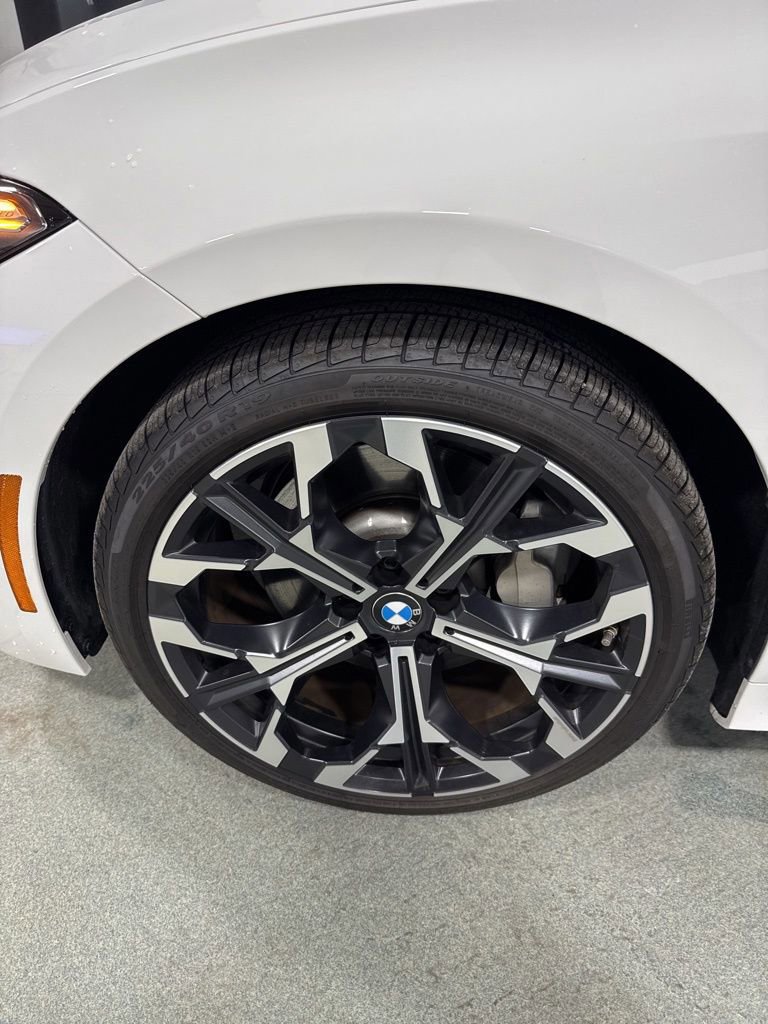 Used 2025 BMW 330i xDrive Sedan w/ Premium Package image 27