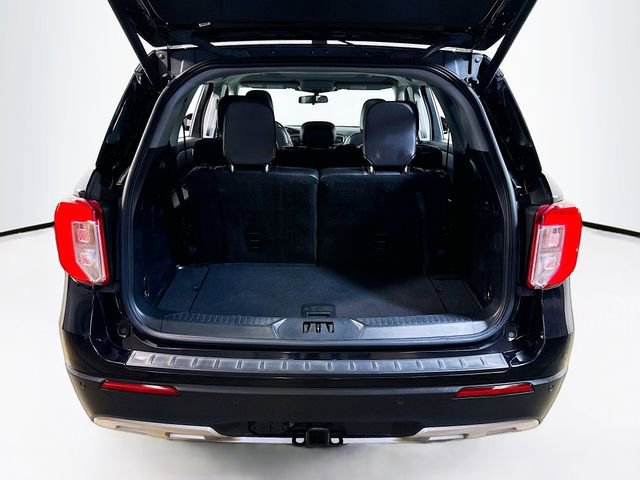 Certified 2021 Ford Explorer XLT w/ Equipment Group 202A image 23