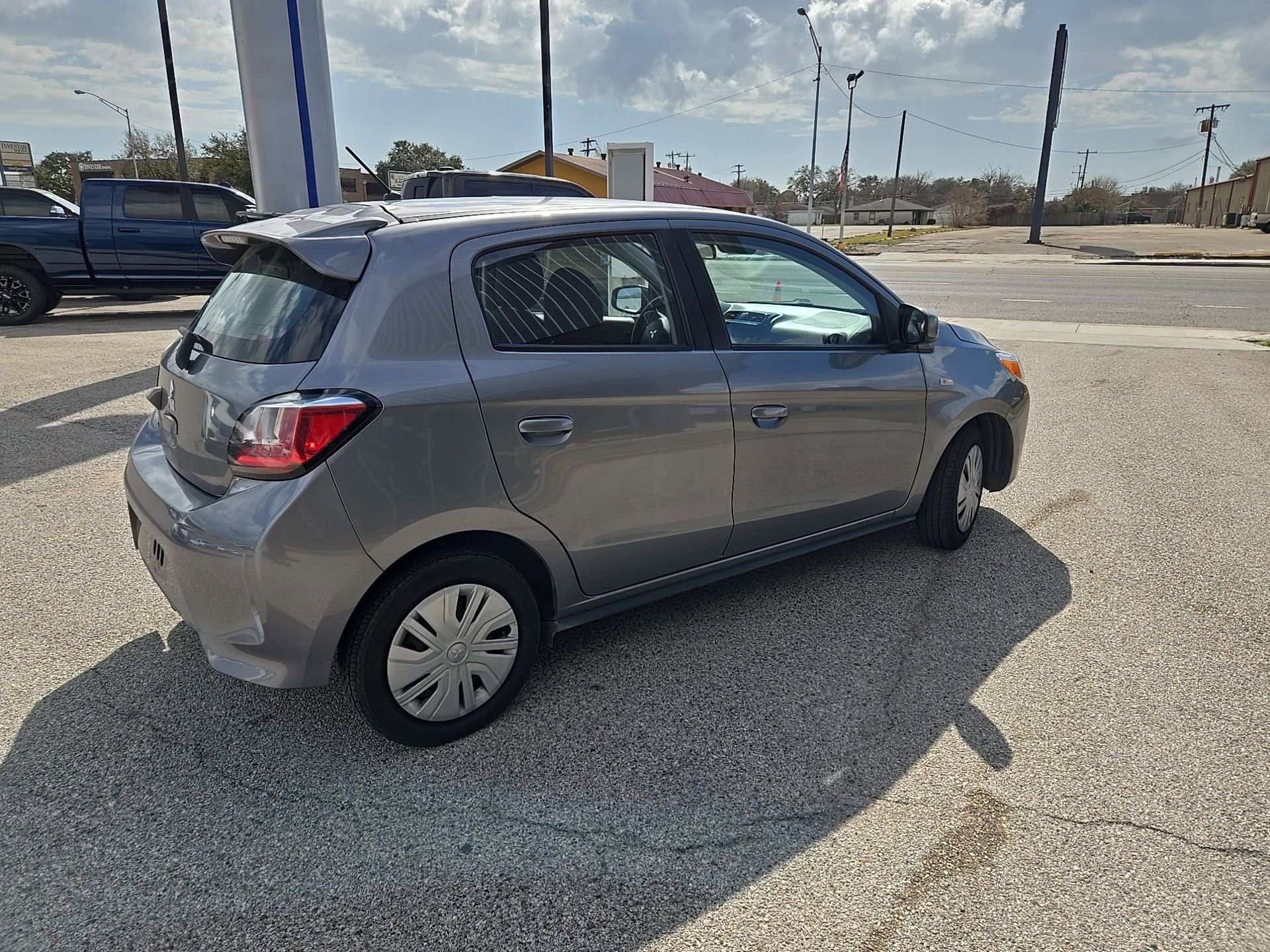 Used 2022 Mitsubishi Mirage ES image 22