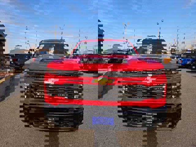 Used 2024 Chevrolet Silverado 2500 Custom w/ Custom Value Package image 7