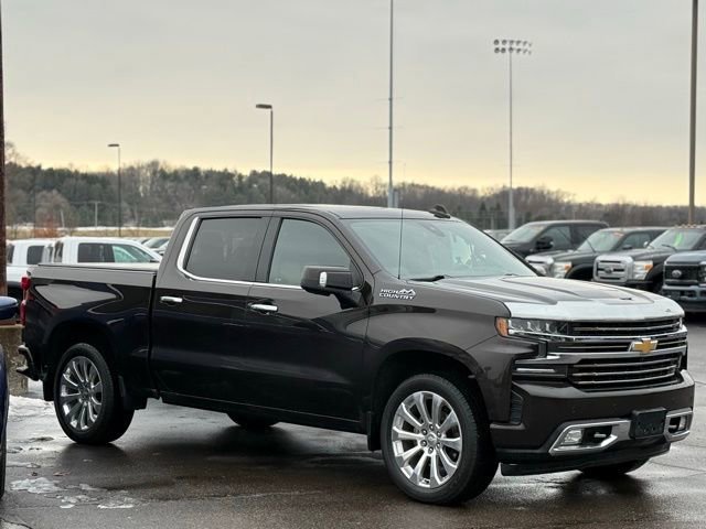Used 2019 Chevrolet Silverado 1500 High Country w/ Technology Package image 12