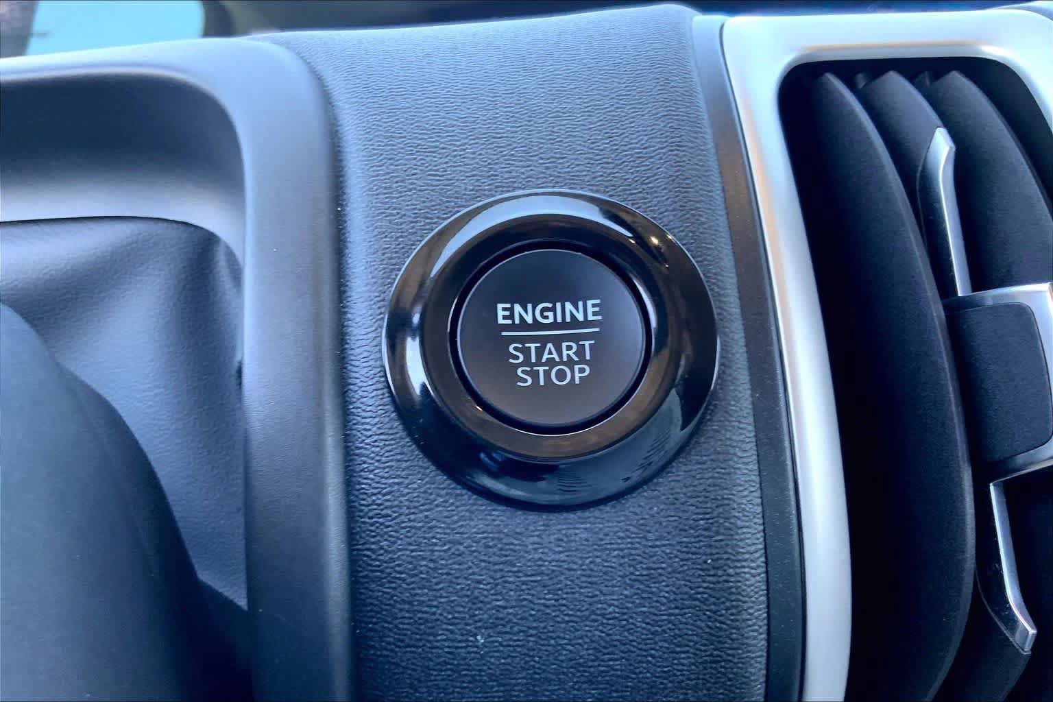 Certified 2025 Ford Expedition Max Active AWD/4WD image 32