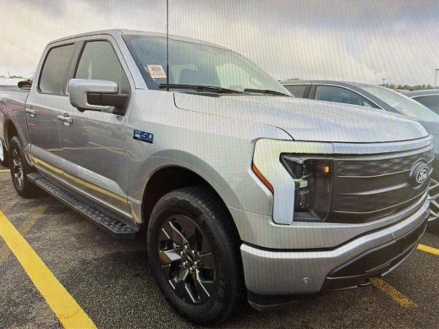 Certified 2025 Ford F150 Lightning Lariat AWD/4WD image 4