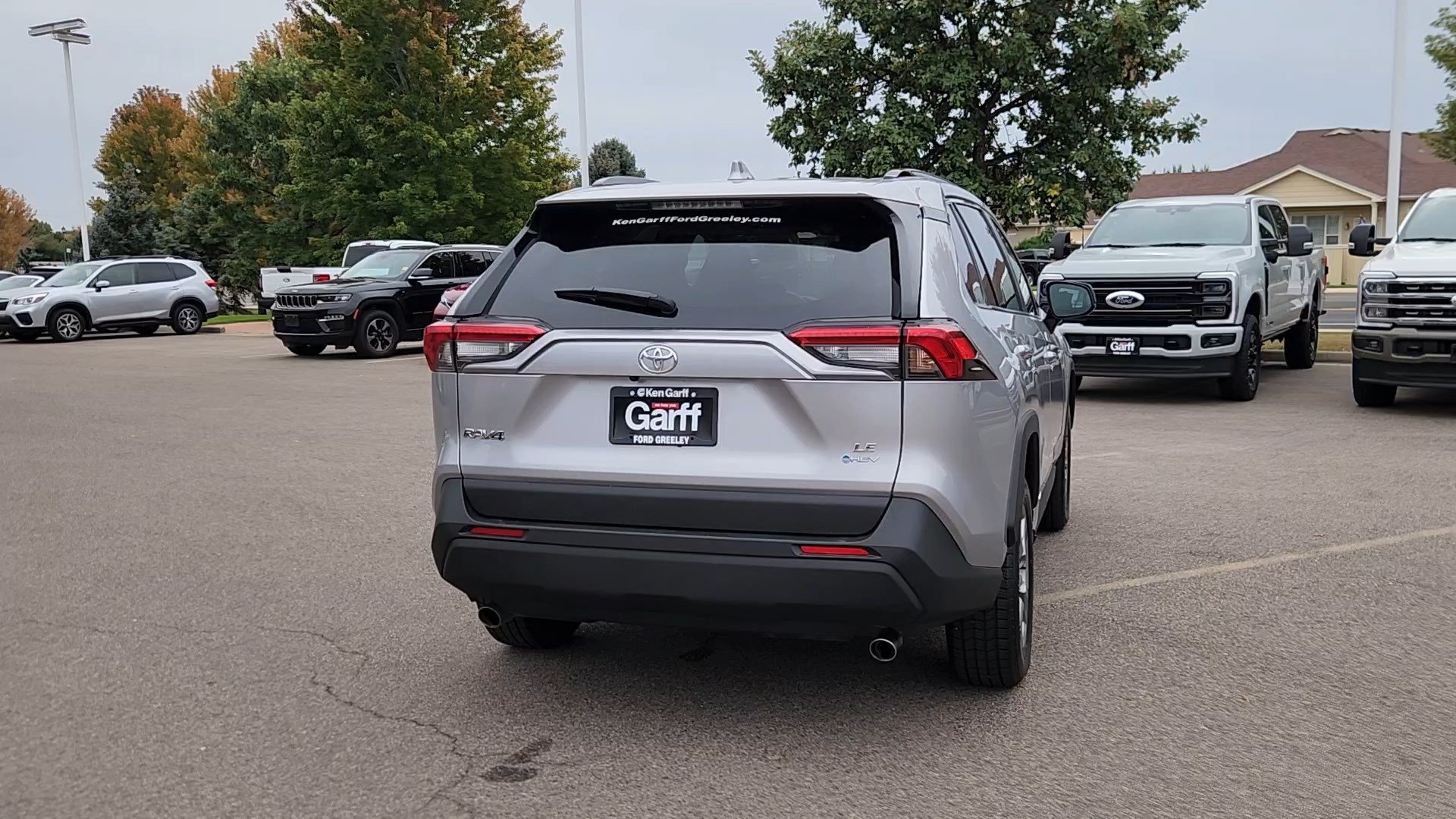 Used 2025 Toyota RAV4 LE AWD/4WD image 16