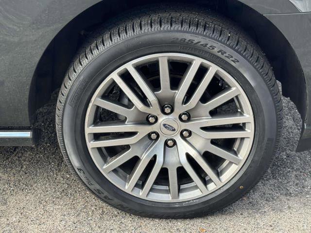 Certified 2022 Ford Expedition Max Platinum image 7