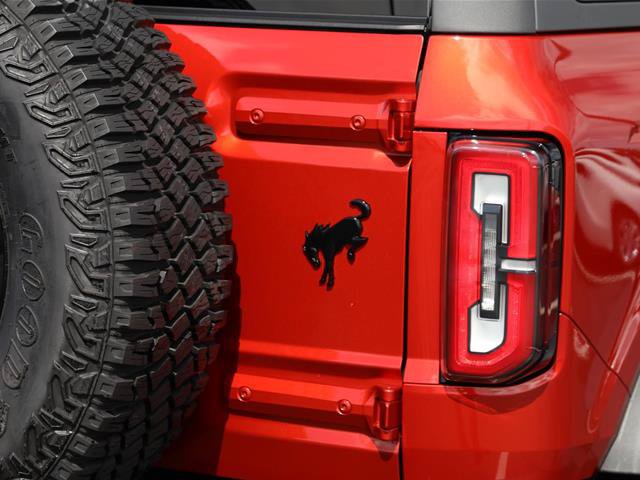 Certified 2024 Ford Bronco Wildtrak AWD/4WD image 10