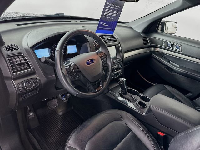 Certified 2018 Ford Explorer XLT w/ Equipment Group 202A FWD image 15