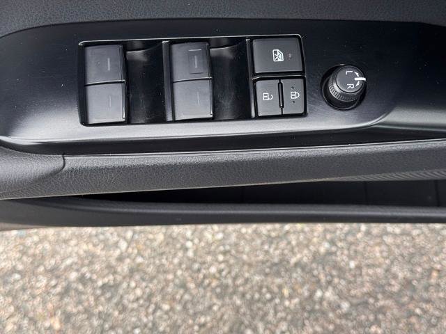 Used 2025 Toyota Camry LE FWD image 16