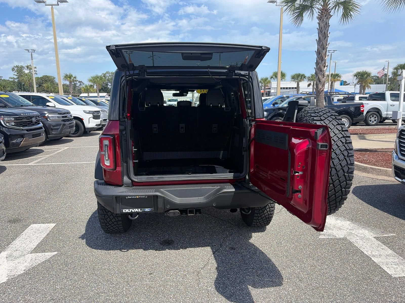Certified 2025 Ford Bronco Badlands AWD/4WD image 11