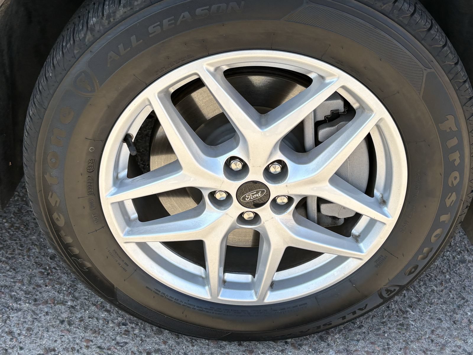 Certified 2024 Ford Edge SEL AWD/4WD image 11