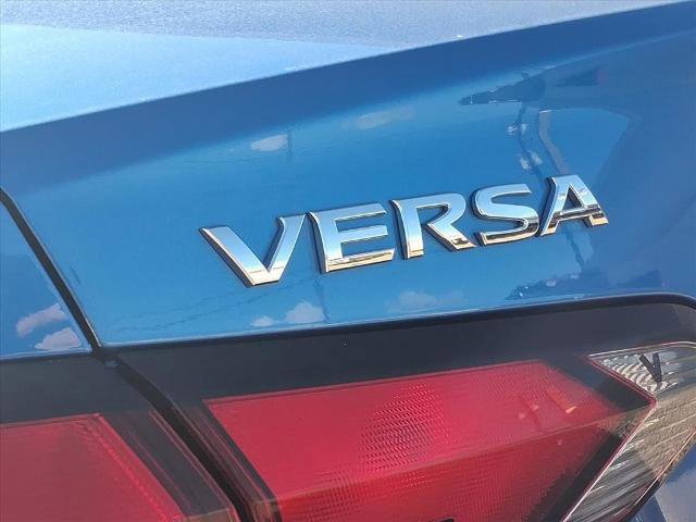 Used 2022 Nissan Versa S image 17