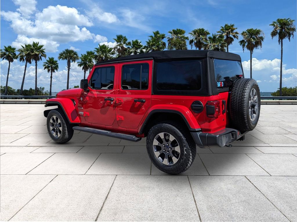 Used 2019 Jeep Wrangler Unlimited Sahara w/ Dual Top Group AWD/4WD image 5