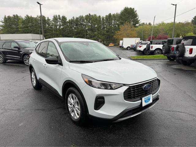 Certified 2025 Ford Escape Active w/ Cold Weather Package AWD/4WD image 8
