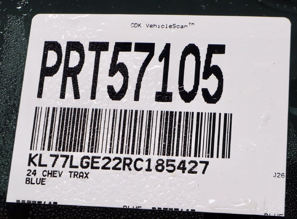 Used 2024 Chevrolet Trax RS w/ Driver Confidence Package FWD image 36