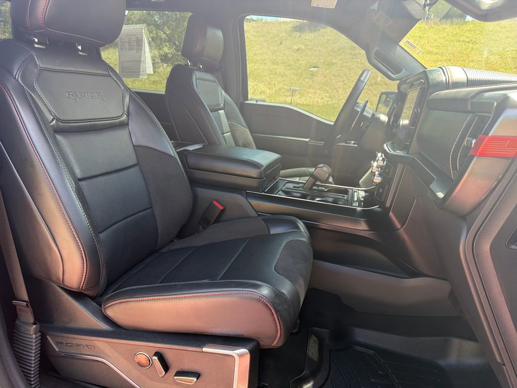 Certified 2025 Ford F150 Raptor AWD/4WD image 36