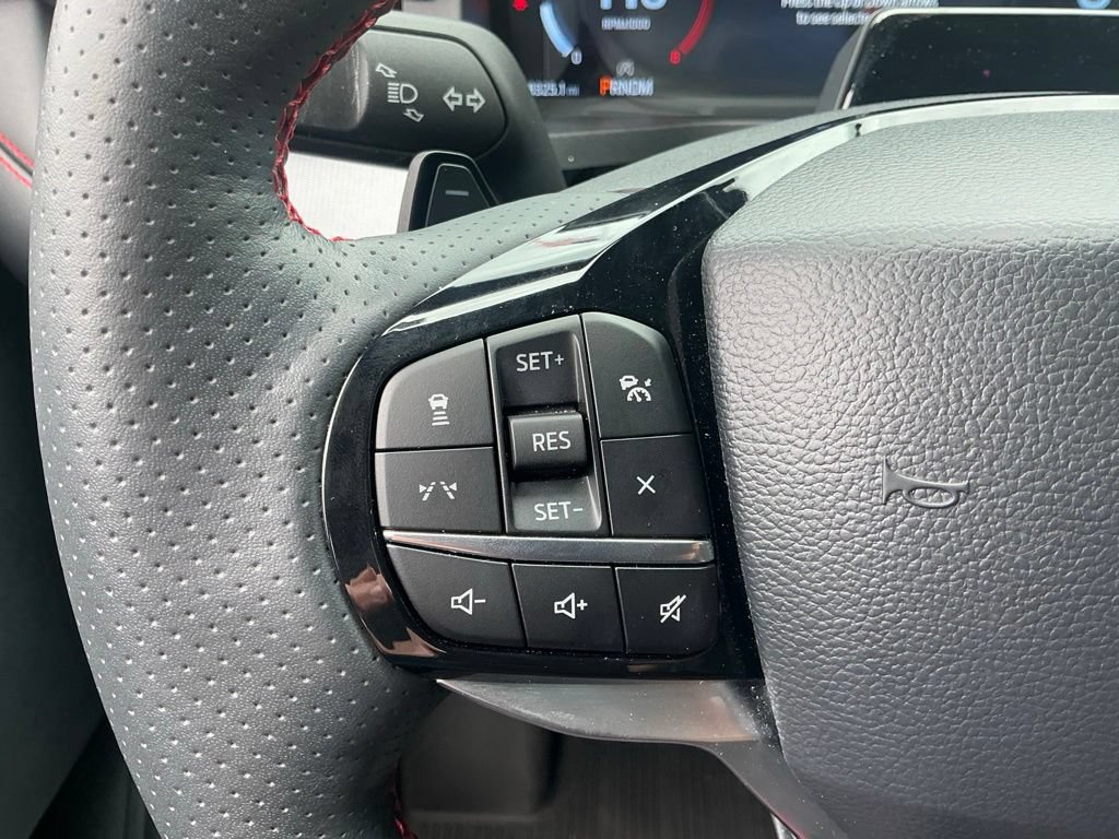 Certified 2025 Ford Explorer ST RWD image 45