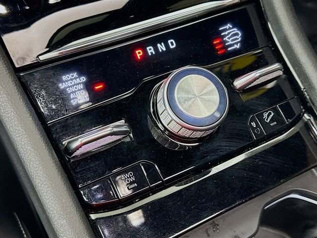 Used 2023 Jeep Grand Cherokee L Overland AWD/4WD image 17
