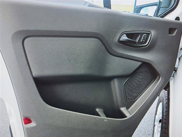 Certified 2025 Ford Transit 250 Low Roof w/ Exterior Upgrade Package RWD image 15